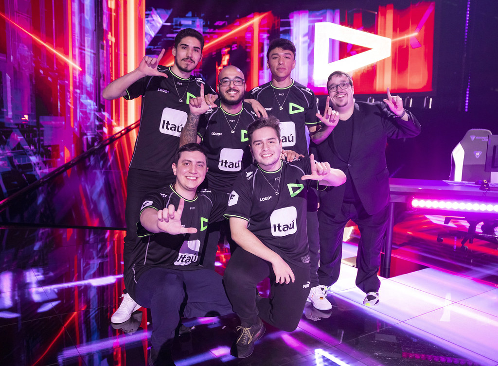 The Esports Awards 2022 tem brasileiros na disputa; confira, streamers